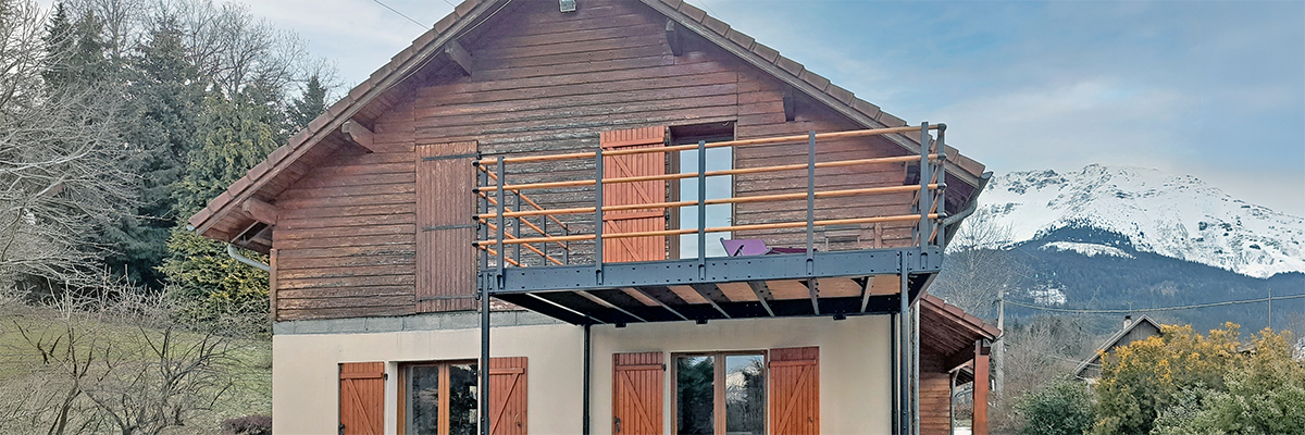 Double Your Outdoor Space with a Walkable Elevated Deck